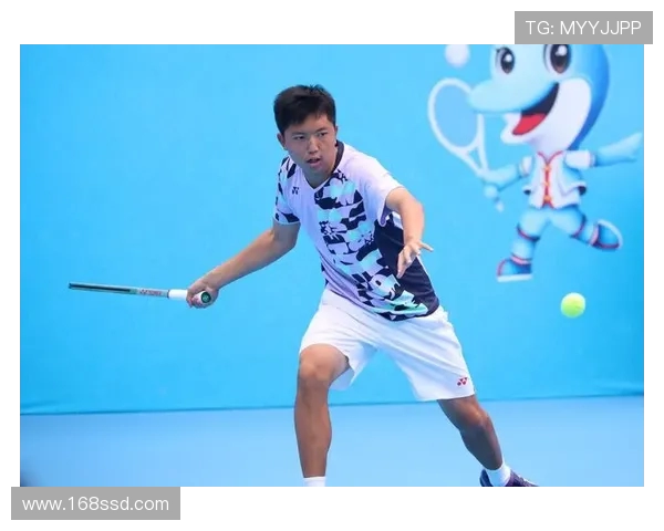 南京飞盘队在城市马拉松积分榜中以51分领先其他队伍展现强劲实力 南京飞盘队在城市马拉松积分榜中以51分领先其他队伍展现强劲实力