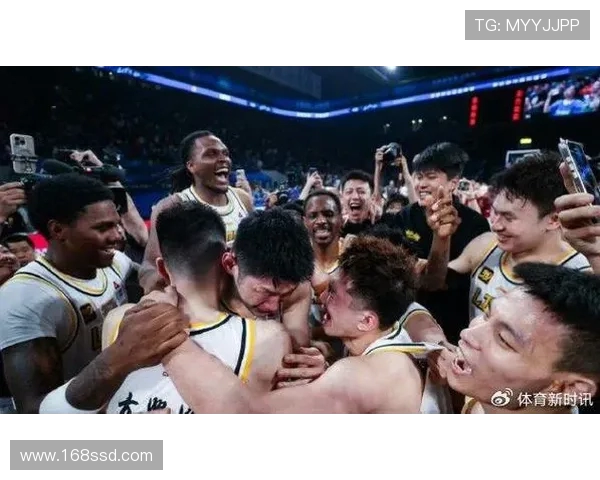 孙铭徽:从青涩新星到篮球赛场的璀璨明星之路 孙铭徽:从青涩新星到篮球赛场的璀璨明星之路